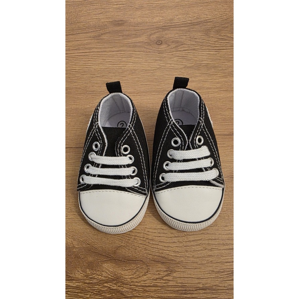 Baby Baby Black White Star Low Top Canvas Sneaker Lace Up Shoes Size 2 New